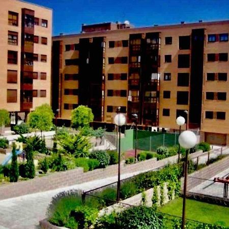 Madrid Apartments Suites Deyanira 59 Buitenkant foto